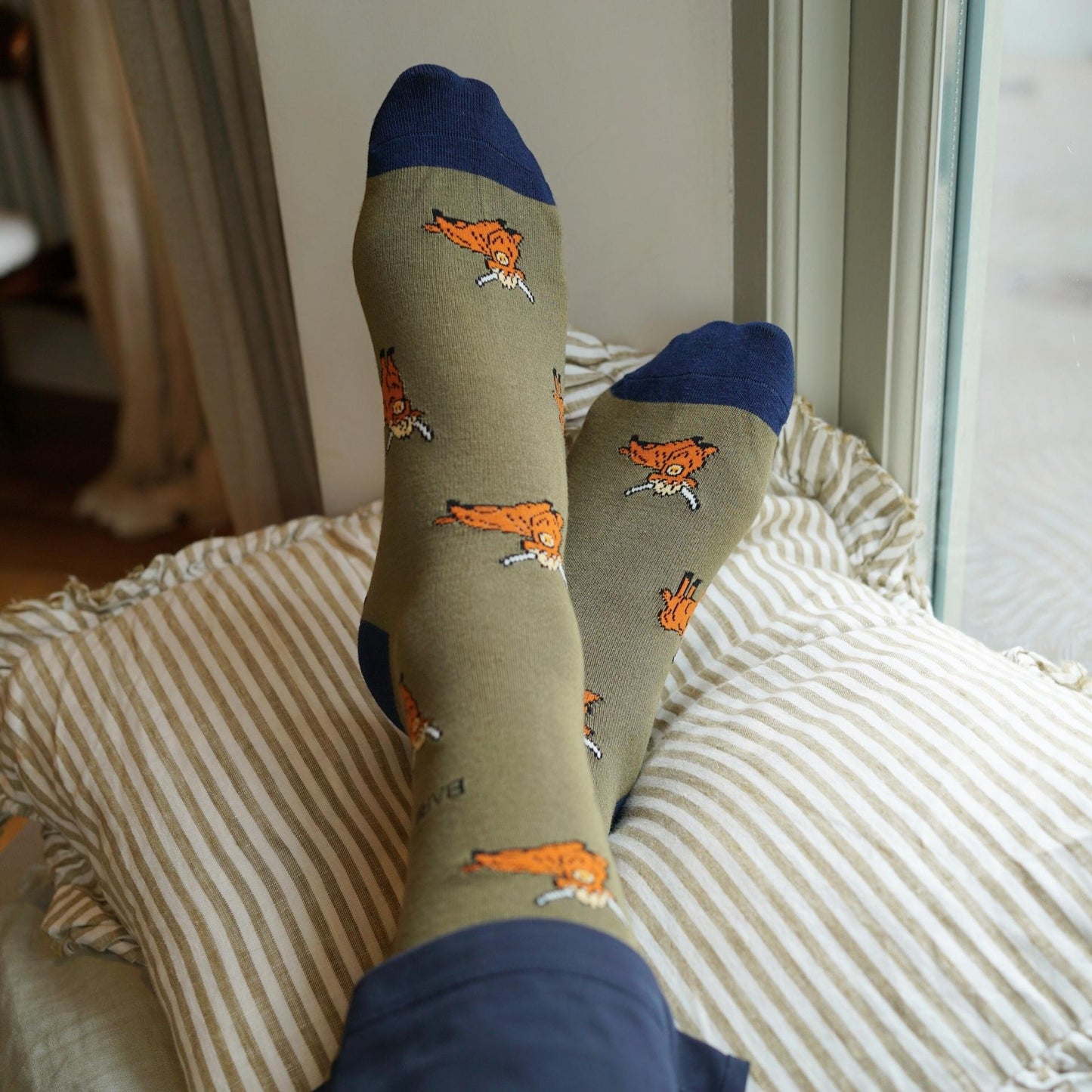 Save the Green Highland Cow Bamboo Socks